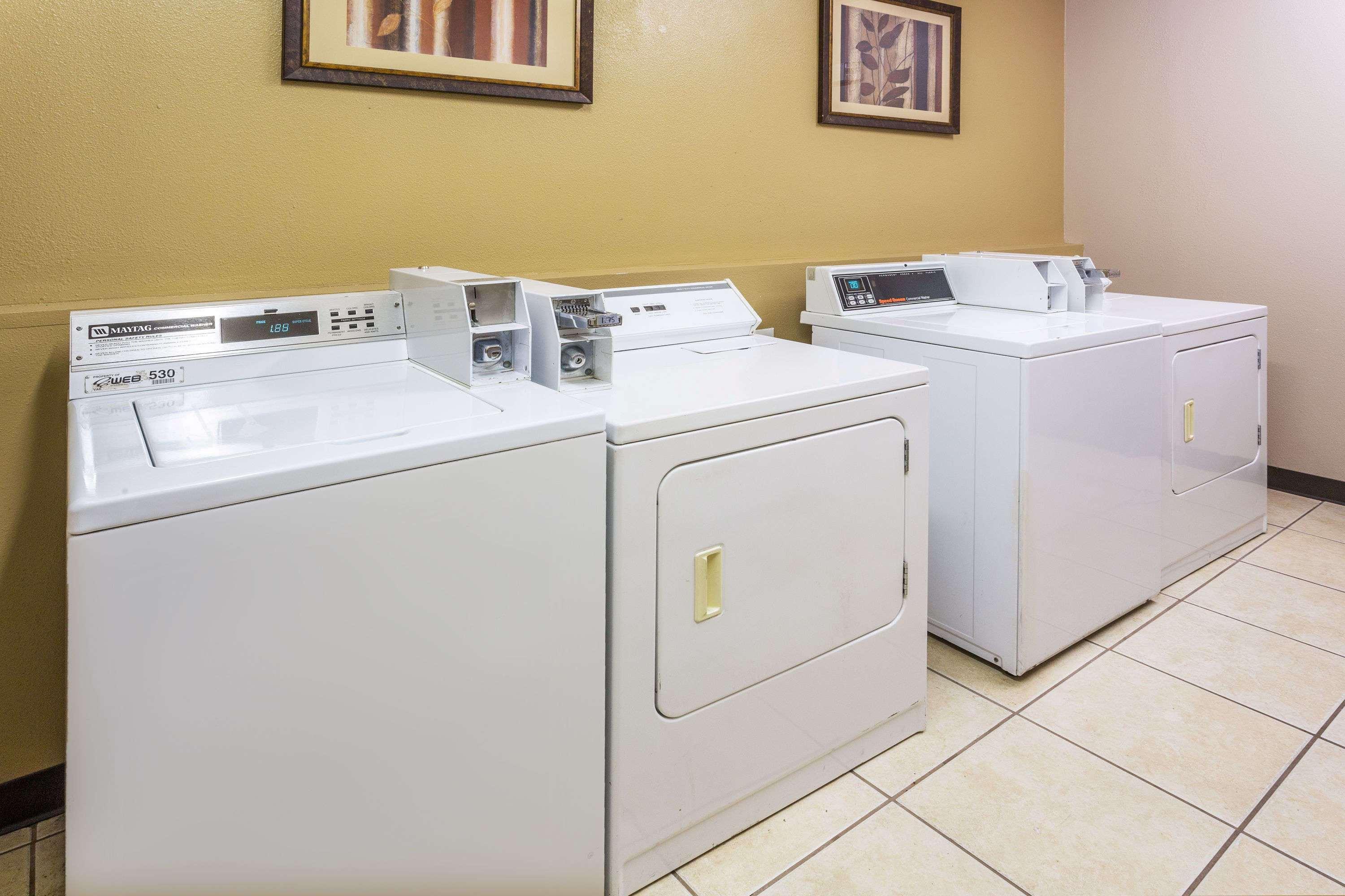 Days Inn & Suites By Wyndham Βανκούβερ Εξωτερικό φωτογραφία